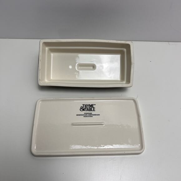 THYME & TABLE Ceramic Butterdish~ Covered ~ 2.25" x 4" x 7.5" - Picture 4 of 6